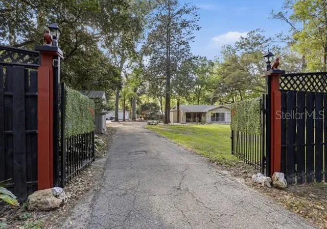 Photo 3 of Single family home for sale at 3630 Nw 136th Street, Gainesville, FL 32606 | MLS# GC540303 | Listing updated on 2026-09-29