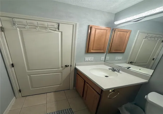Photo 21 of Townhouse for sale at 12985 Coyote Ln, Venice, FL 34292 | MLS# N6144317 | Listing updated on 2026-07-14