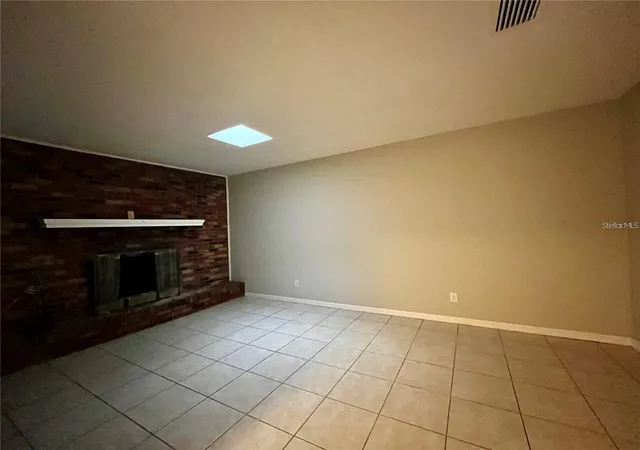 3rd image of 3029 Sleepy Hill Rd, Lakeland, FL 33810 | MLS# TB8508047