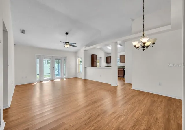 5th image of 17610 Esprit Dr, Tampa, FL 33647 | MLS# TB8508060