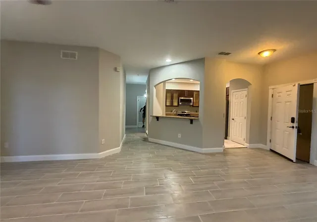 Listing Photo 5 - Condo for sale in building located at 3001 Laurel Run Ln, Kissimmee, FL 34741 - Unit #104