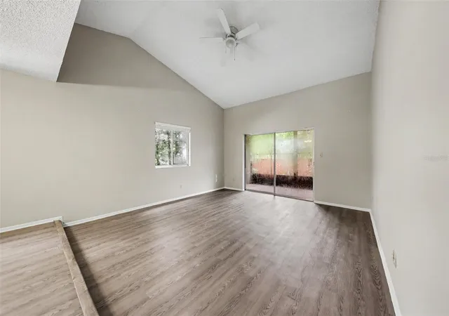 Photo 2 of Single family home for sale at 871 Beach Breeze Dr, Orlando, FL 32835 | MLS# O6407406 | Listing updated on 2026-07-30