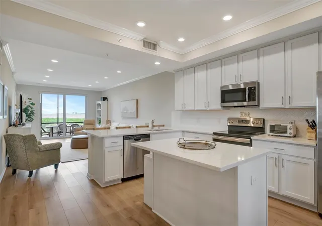 3rd image of 850 Tidewater Shores Loop, BRADENTON, FL 34208