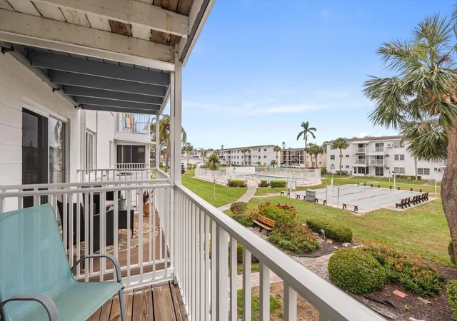 3rd image of 2326 Canal Dr #G25, Bradenton, FL 34207 | MLS# A4693449