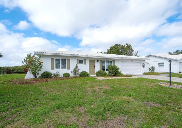 Photo 3 of Single family home for sale at 3810 Joyce Dr, Bradenton, FL 34208 | MLS# A4693455 | Listing updated on 2026-08-11