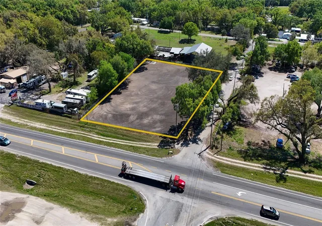 2nd image of 11703 N Us 301 Hwy, Thonotosassa, FL 33592 | MLS# TB8508109