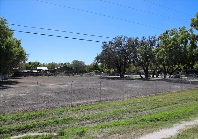 26th image of 11703 N Us 301 Hwy, Thonotosassa, FL 33592 | MLS# TB8508109