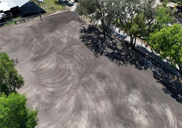 4th image of 11703 N Us 301 Hwy, Thonotosassa, FL 33592 | MLS# TB8508109