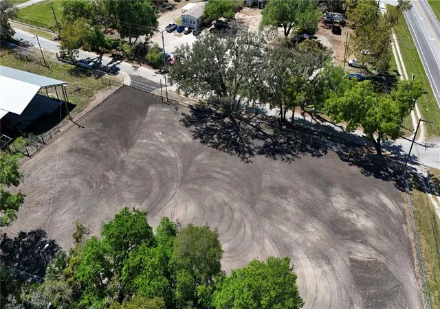 5th image of 11703 N Us 301 Hwy, Thonotosassa, FL 33592 | MLS# TB8508109