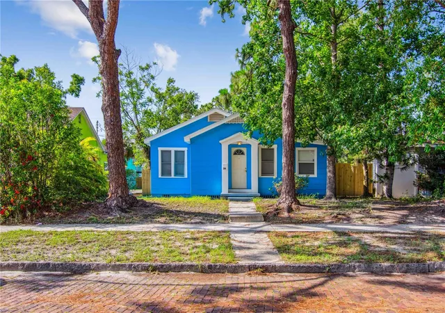 Homes for sale in Saint Petersburg, FL | 4411 3rd Ave S, Saint Petersburg, FL 33711 | MLS# TB8508141