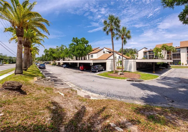 Homes for sale in Clearwater, FL | 2207 Belleair Road, Clearwater, FL 33764 | Houzeo