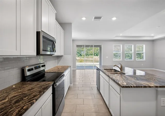 5th image of 15394 Sweet Springs Bnd, Odessa, FL 33556 | MLS# O6407462