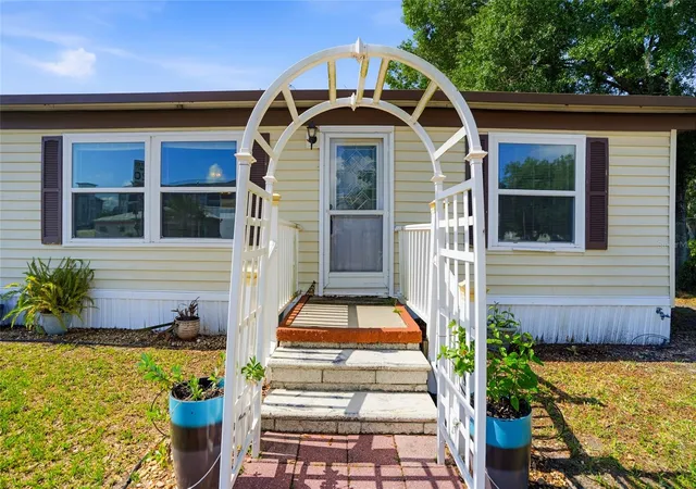 3rd image of 3933 Sarah Dr, Wesley Chapel, FL 33543 | MLS# TB8508155
