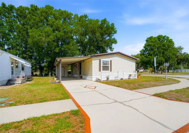 5th image of 3933 Sarah Dr, Wesley Chapel, FL 33543 | MLS# TB8508155