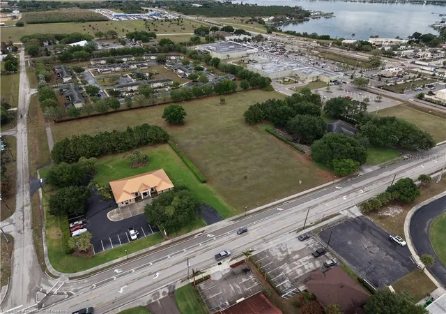 3rd image of Dal Hall, Lake Placid, FL 33852 | MLS# L4961862
