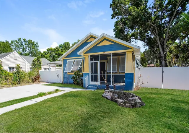 Photo 2 of Sale Pending at 1922 20th Avenue N, St Petersburg, FL 33713 | MLS# TB8508178 | Listing updated on 2026-09-04