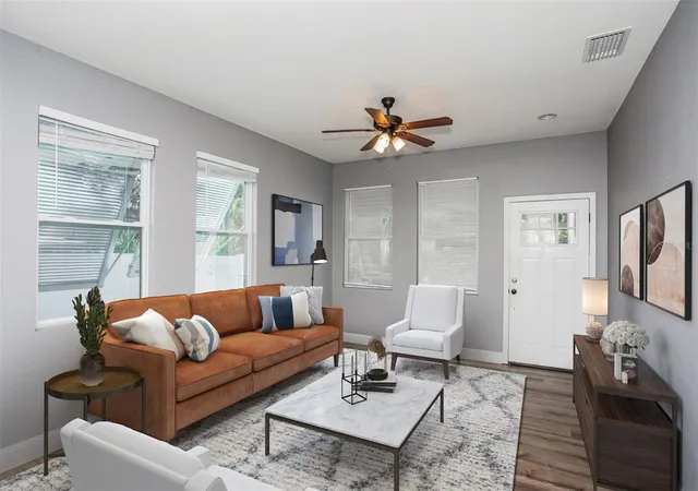 Photo 4 of Sale Pending at 1922 20th Avenue N, St Petersburg, FL 33713 | MLS# TB8508178 | Listing updated on 2026-09-04