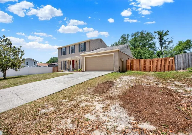 Homes for sale in Lutz, FL | 1509 Foggy Ridge Pkwy, Lutz, FL 33559 | MLS# TB8508187