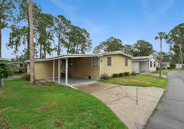 Homes for sale in Eustis, FL | 102 Parkland Dr, Eustis, FL 32726 | MLS# O6407511