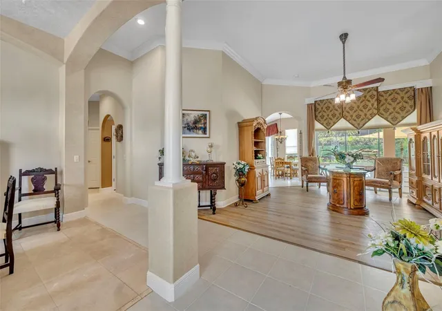 4th image of 2518 Emerald Tree Ln, Apopka, FL 32712 | MLS# O6407513
