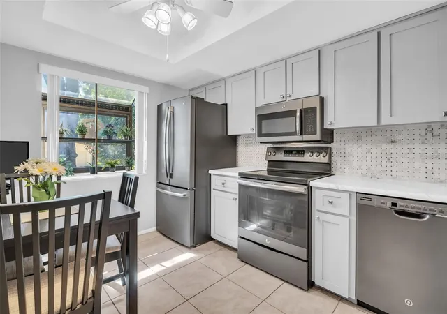 3rd image of 860 Maclaren Dr N, PALM HARBOR, FL 34684