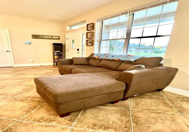 Photo 4 of Single family home for sale at 14 Squash Blossom Ct, Palm Coast, FL 32164 | MLS# O6407535 | Listing updated on 2026-05-14