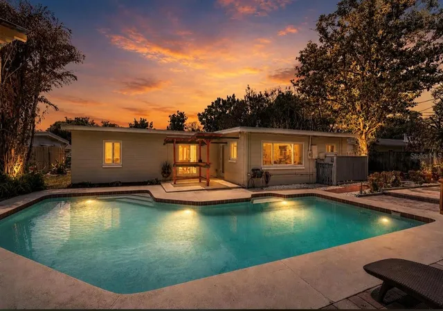 39th image of 2215 Woodcrest Dr, Winter Park, FL 32792 | MLS# O6407540