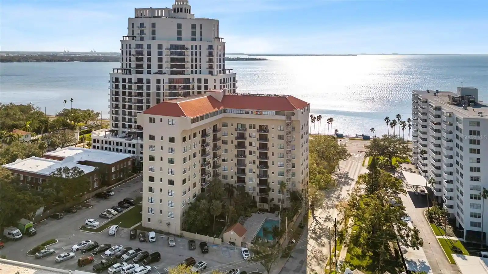 Listing Photo 2 - Condo for sale in 2109 Bayshore Blvd located at 2109 Bayshore Blvd, Tampa, FL 33606 - Unit #205