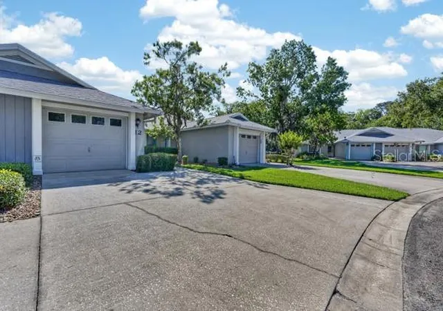 Photo 3 of House for sale at 12 Lake Forest Cir N, Palm Coast, FL 32137 | MLS# FC318516 | Listing updated on 2026-05-31