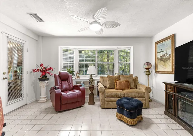 2nd image of 11465 Sw 75th Terrace Rd, Ocala, FL 34476 | MLS# OM724695