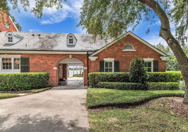 4th image of 1530 Waterwitch Dr, Orlando, FL 32806 | MLS# O6407557