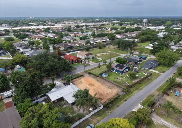Photo 1 of Land for sale at 441 E Cypress St, Winter Garden, FL 34787 | MLS# O6407560 | Listing updated on 2026-06-30