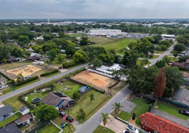 Photo 2 of Land for sale at 441 E Cypress St, Winter Garden, FL 34787 | MLS# O6407560 | Listing updated on 2026-06-30