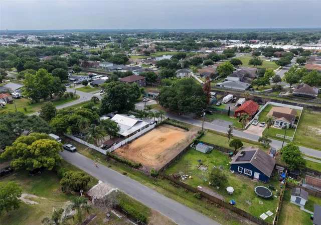 Photo 4 of Land for sale at 441 E Cypress St, Winter Garden, FL 34787 | MLS# O6407560 | Listing updated on 2026-06-30