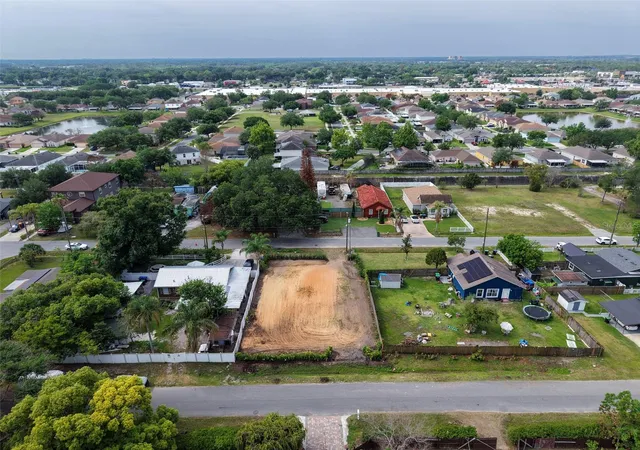 Photo 5 of Land for sale at 441 E Cypress St, Winter Garden, FL 34787 | MLS# O6407560 | Listing updated on 2026-06-30