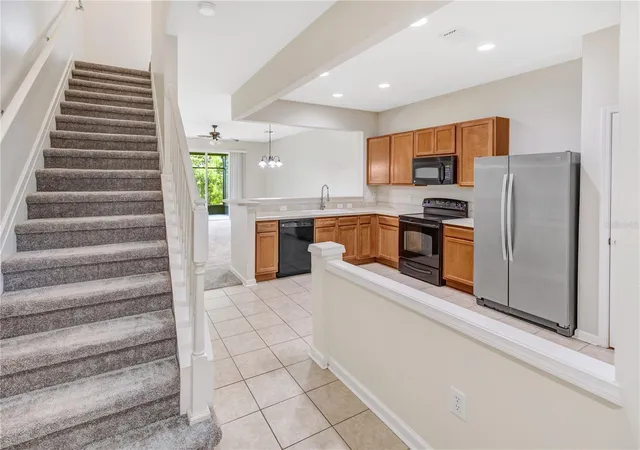 4th image of 10135 Post Harvest Dr, Riverview, FL 33578 | MLS# TB8508294