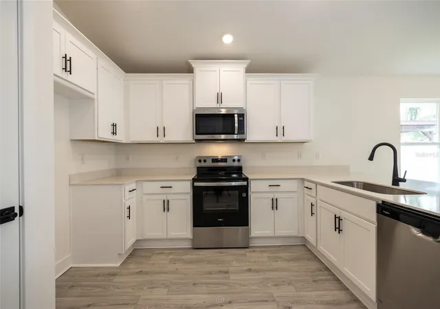 Photo 2 of Single family home for sale at 19 Sedgefield Path S, Palm Coast, FL 32164 | MLS# FC318520 | Listing updated on 2026-10-01