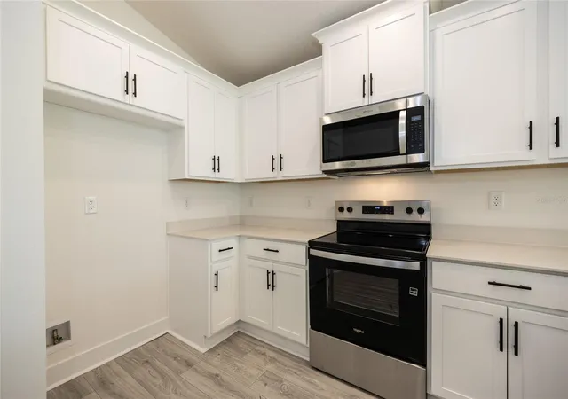 Photo 3 of Single family home for sale at 19 Sedgefield Path S, Palm Coast, FL 32164 | MLS# FC318520 | Listing updated on 2026-10-01