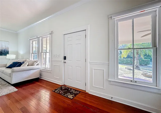 4th image of 1148 N Grandview St, Mount Dora, FL 32757 | MLS# V4949076