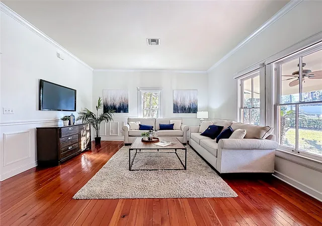 5th image of 1148 N Grandview St, Mount Dora, FL 32757 | MLS# V4949076