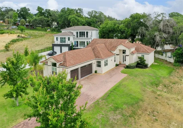 Photo 1 of Single family home for sale at 1837 Moorings Ct, Clermont, FL 34711 | MLS# O6407605 | Listing updated on 2026-05-16