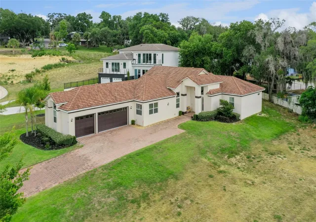 Photo 3 of Single family home for sale at 1837 Moorings Ct, Clermont, FL 34711 | MLS# O6407605 | Listing updated on 2026-05-16