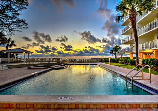 3rd image of 2504 Gulf Blvd #304, Indian Rocks Beach, FL 33785 | MLS# TB8508320