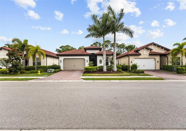 3rd image of 352 Toscavilla Blvd, Nokomis, FL 34275 | MLS# A4693526