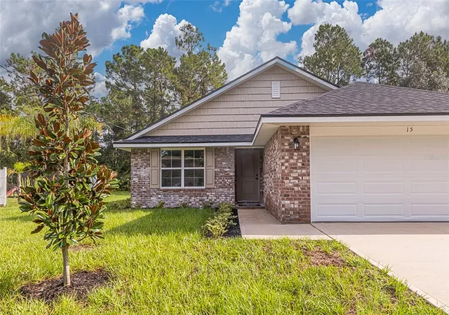 Photo 2 of Single family home for sale at 15 Birchwood Dr, Palm Coast, FL 32137 | MLS# FC318526 | Listing updated on 2026-10-15