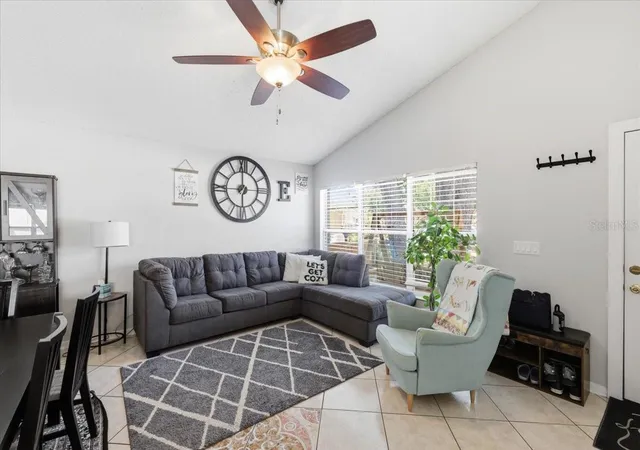 Photo 4 of Single family home for sale at 342 Windford Ct, Winter Garden, FL 34787 | MLS# O6407632 | Listing updated on 2026-10-06