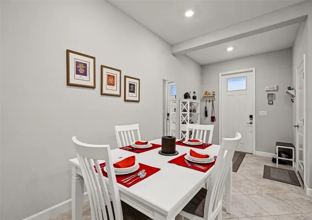 Photo 3 of Townhouse for sale at 6612 Citrus Crk Ln, Tampa, FL 33625 | MLS# TB8508365 | Listing updated on 2026-05-29