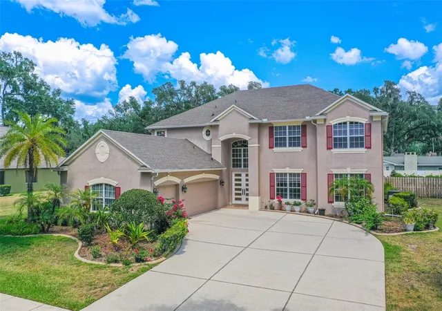 Photo 1 of Single family home for sale at 915 Hickory Frk Dr, Seffner, FL 33584 | MLS# L4961879 | Listing updated on 2026-10-23