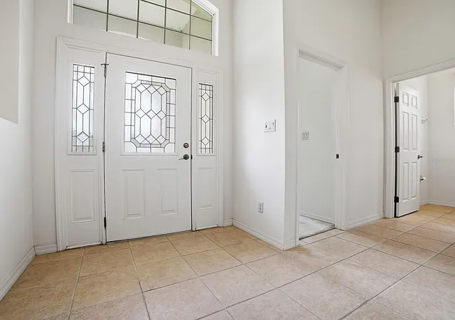 Photo 3 of Single family home for sale at 5106 Chanticleer Dr, Leesburg, FL 34748 | MLS# G5112349 | Listing updated on 2026-08-25