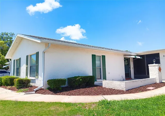 2nd image of 8150 Braddock Cir #3, Port Richey, FL 34668 | MLS# W7885743